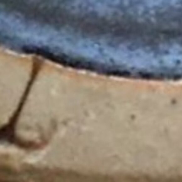 Xiu Yan Earthenware Pot with Raised Spiral Motif - MCM - Picture 5 of 5